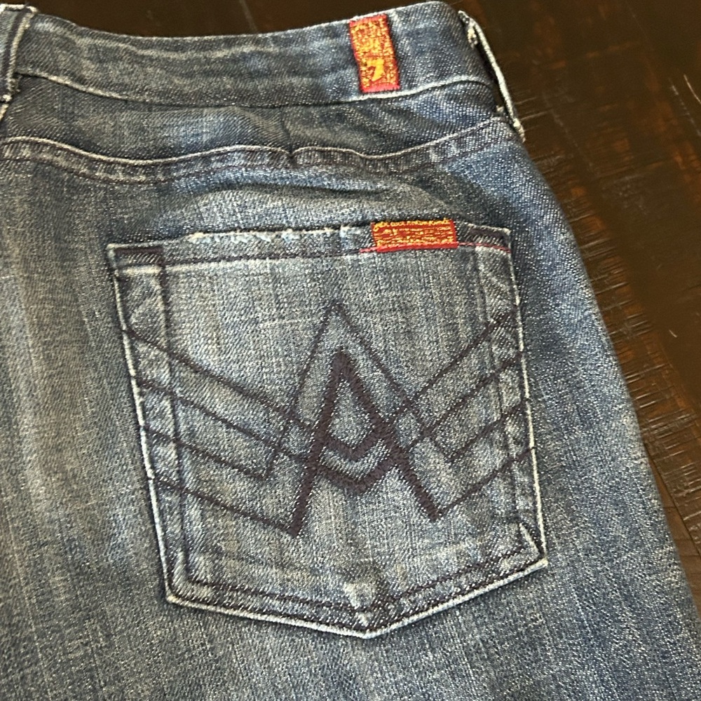 Perfect Condition Women’s 7 for all Mankind Jeans Size 30